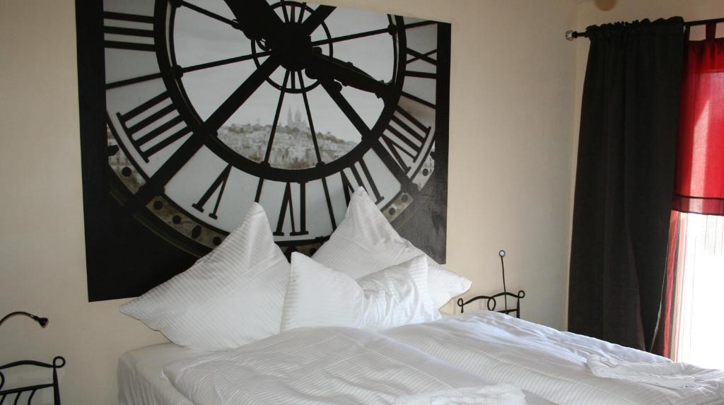 Hinter Den Spiegeln Hotell Heimbach Rom bilde